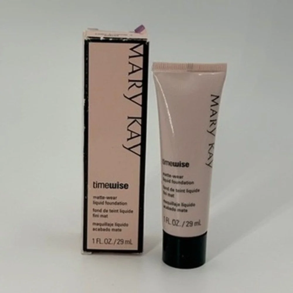 Mary Kay TimeWise Matte-Wear Liquid Foundation Ivory 5 Combination Oily Skin 1oz